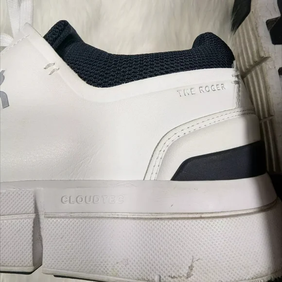On Running On Cloud The Roger Advantage Color White Midnight Size 13